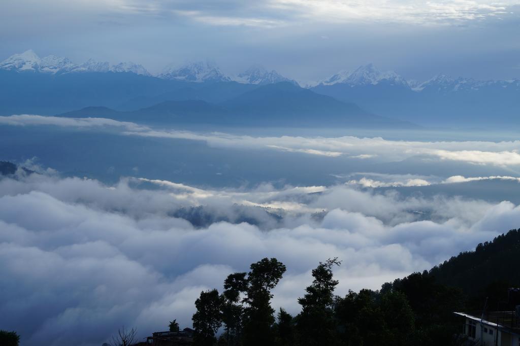Gaia Holiday Home Dhulikhel Esterno foto